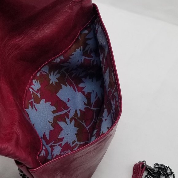 Hobo Daria Convertible Crimson Red Leather Cross Body Handbag Wristlet - Picture 7 of 8